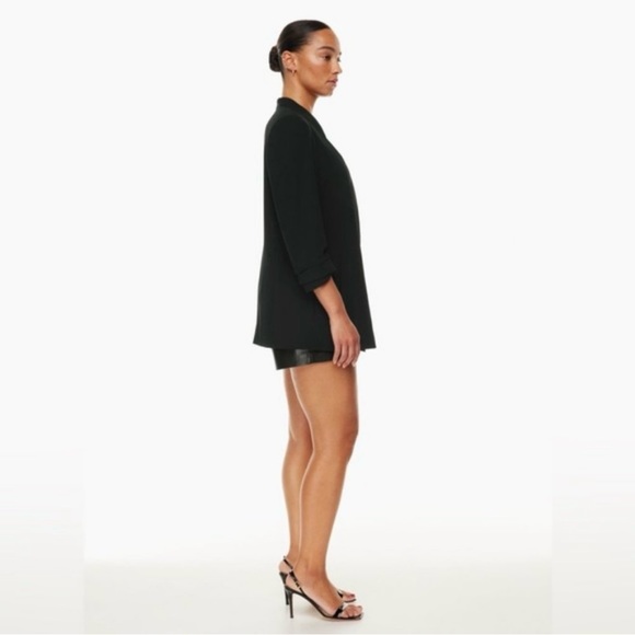 Babaton Aritzia Black Power Hip Blazer Size 6 - Picture 2 of 10